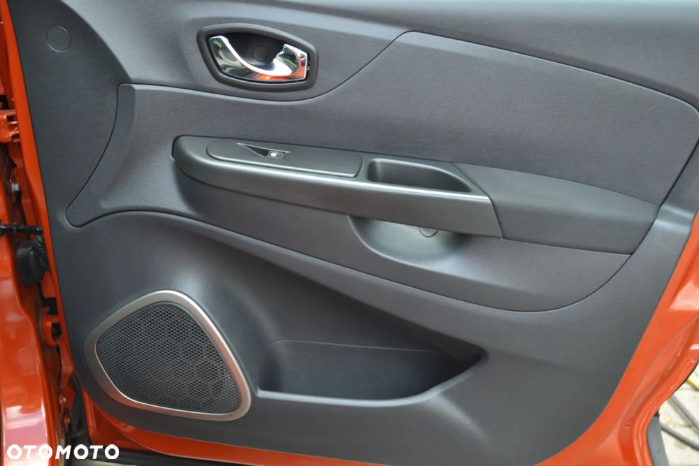 Renault Captur (ENERGY) TCe 90 BOSE EDITION - 23