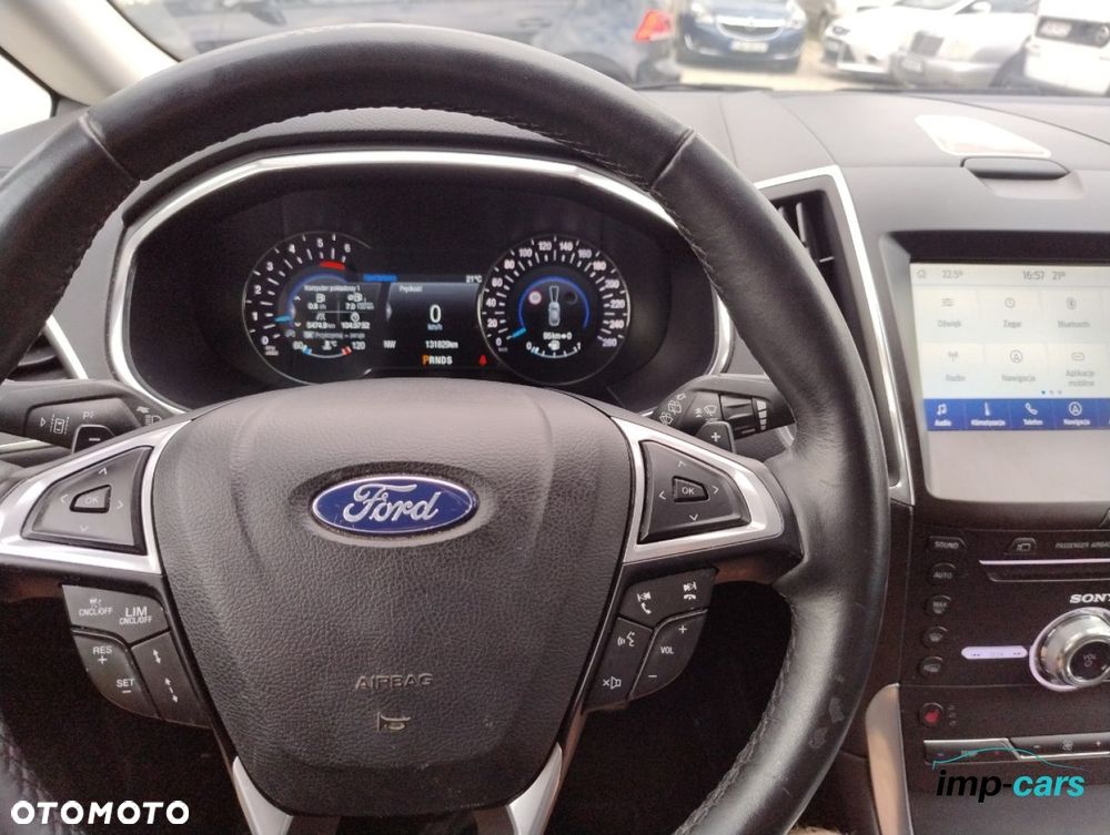 Ford S-Max - 16