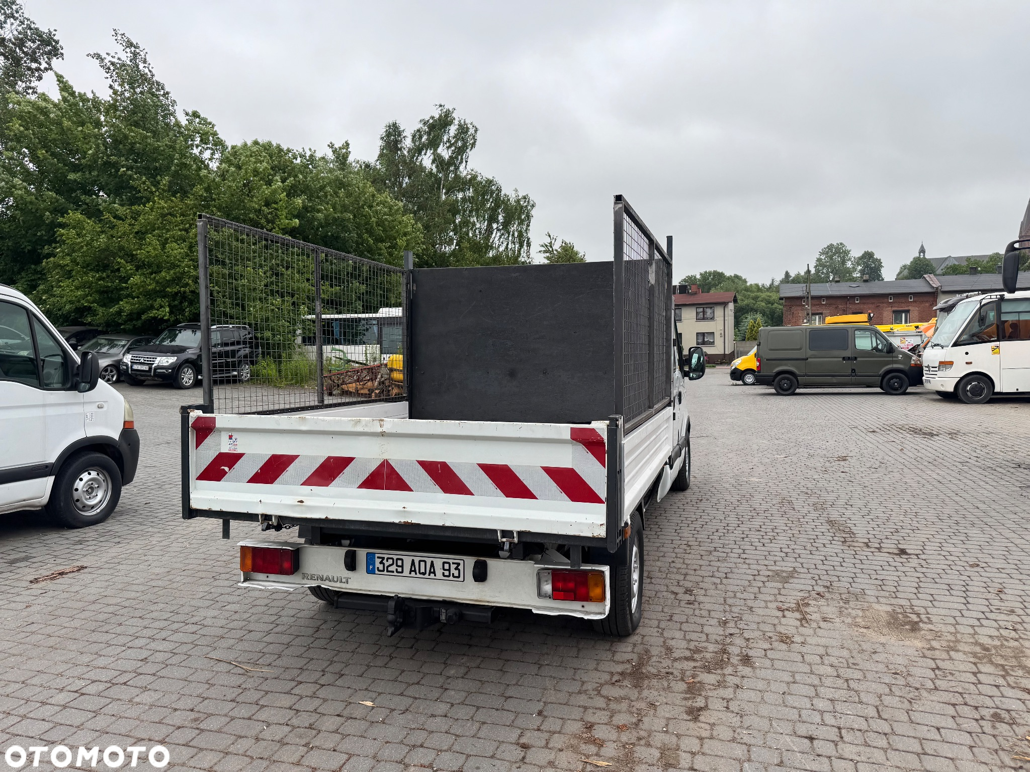 Renault Master 2009 r. kraty wywóz liści Wywrotka Kiper Brygadówka 7 Osobowy Dubelkabina Dobelkabina Wywrot Doka - 13