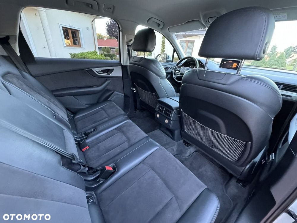 Audi Q7 - 41