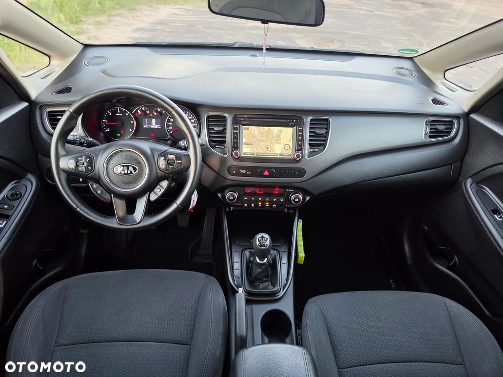 Kia Carens 1.7 CRDi XL 7os - 26