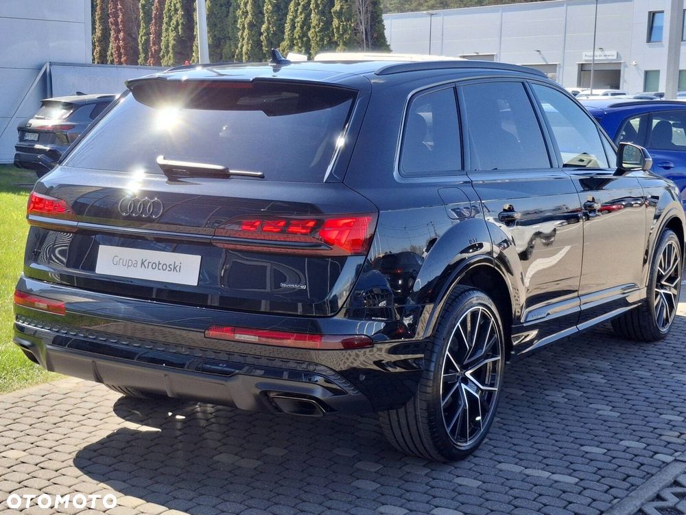 Audi Q7 - 6
