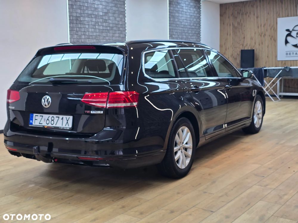 Volkswagen Passat 1.8 TSI BMT Comfortline - 23