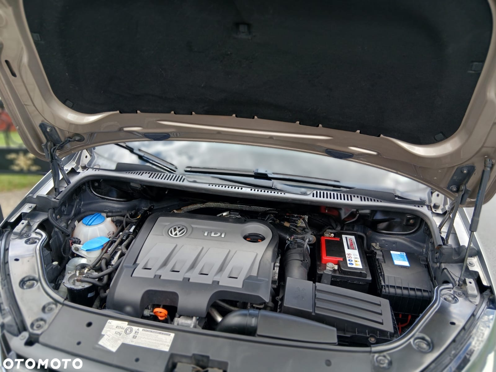 Volkswagen Touran 2.0 TDI DPF MATCH - 26