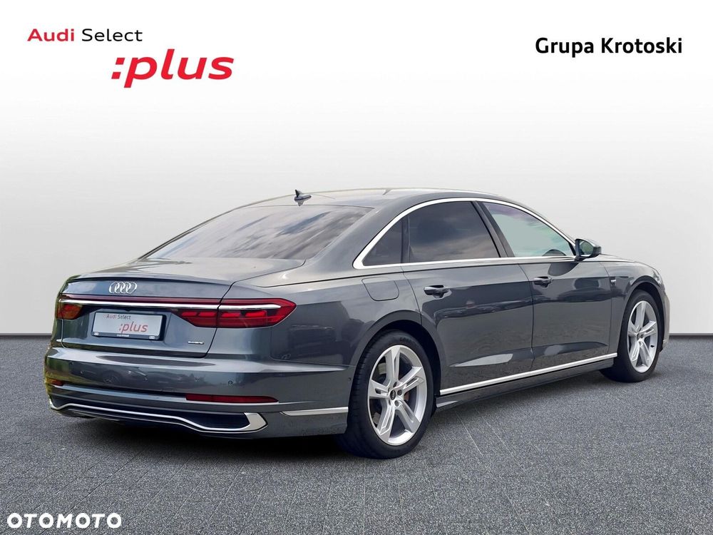 Audi A8 - 7