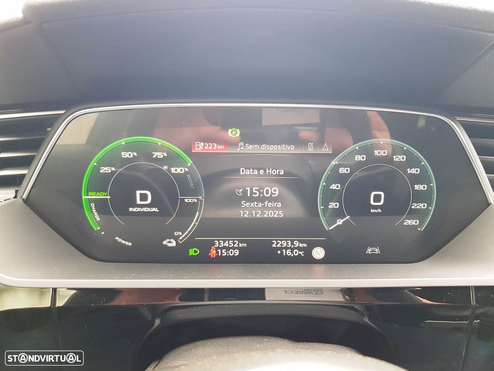 Audi Q8 e-Tron 50 quattro S line - 14