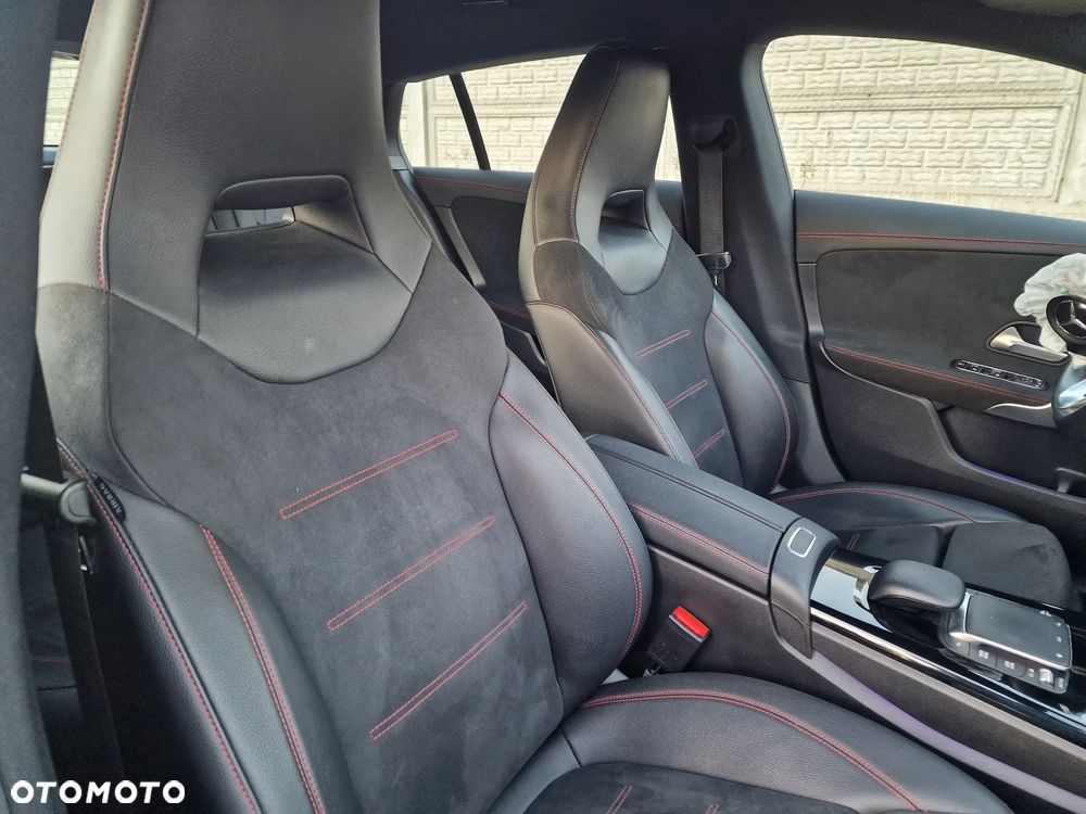 Mercedes-Benz CLA 250 e Shooting Brake 8G-DCT AMG Line - 13