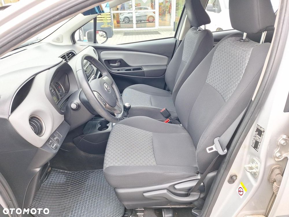Toyota Yaris 1.0 Active EU6 - 14