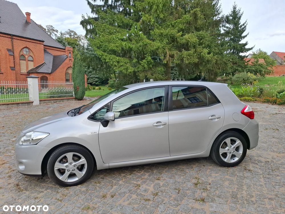 Toyota Auris 1.6 Life+ - 8