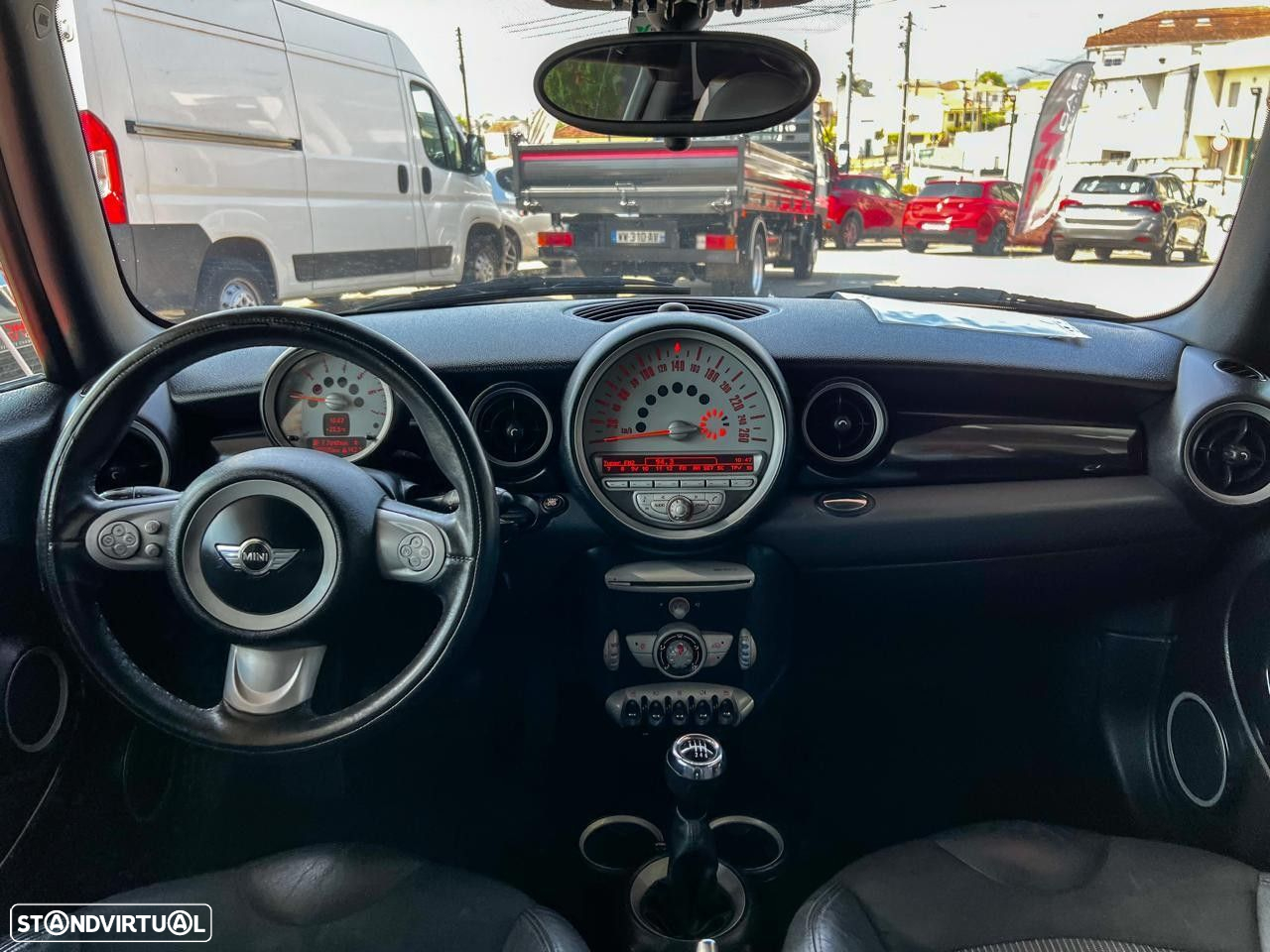 MINI 3 Portas - 12