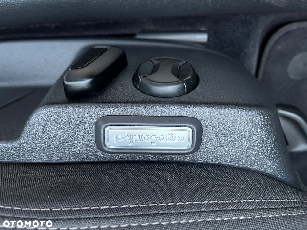 Volkswagen Passat Variant 1.8 TSI BMT Comfortline - 12