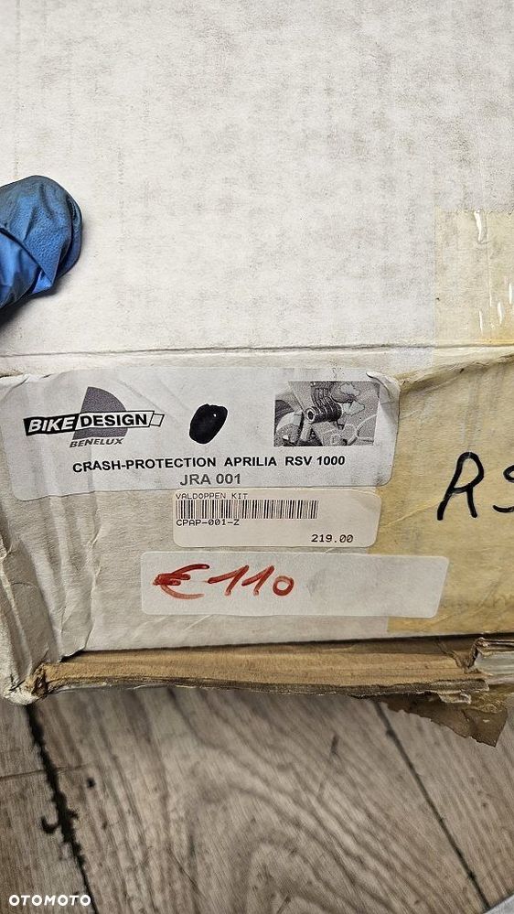 Crash pady Bike Design JRA 001 Aprilia RSV 1000 - 15