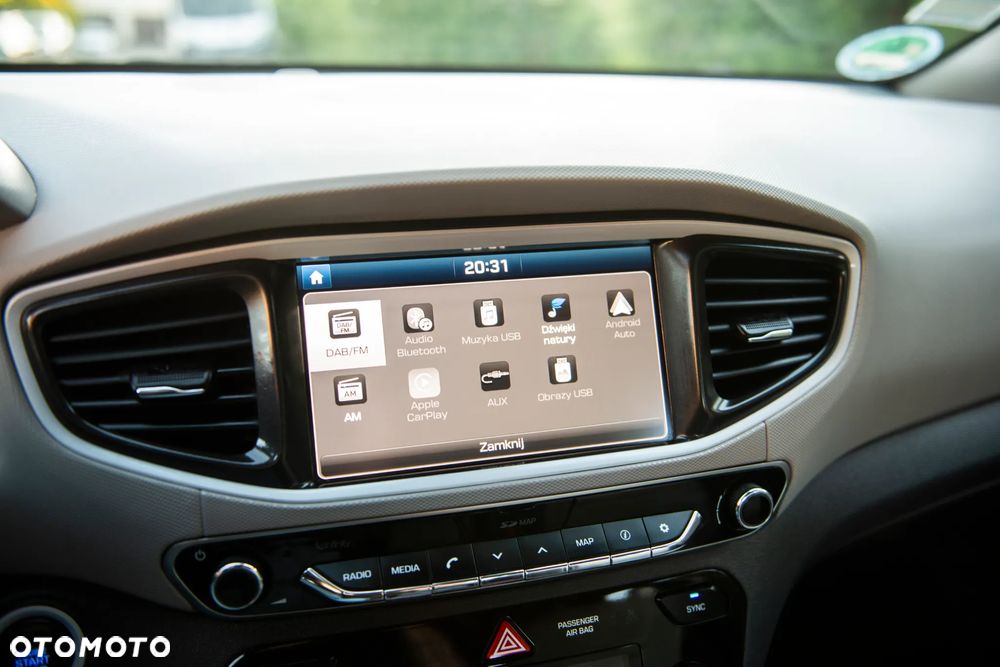 Hyundai IONIQ 1.6 GDI Premium - 24