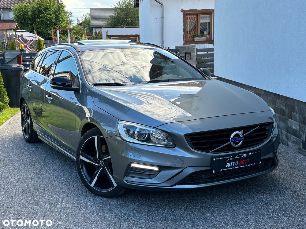 Volvo V60 D5 Geartronic RDesign - 17