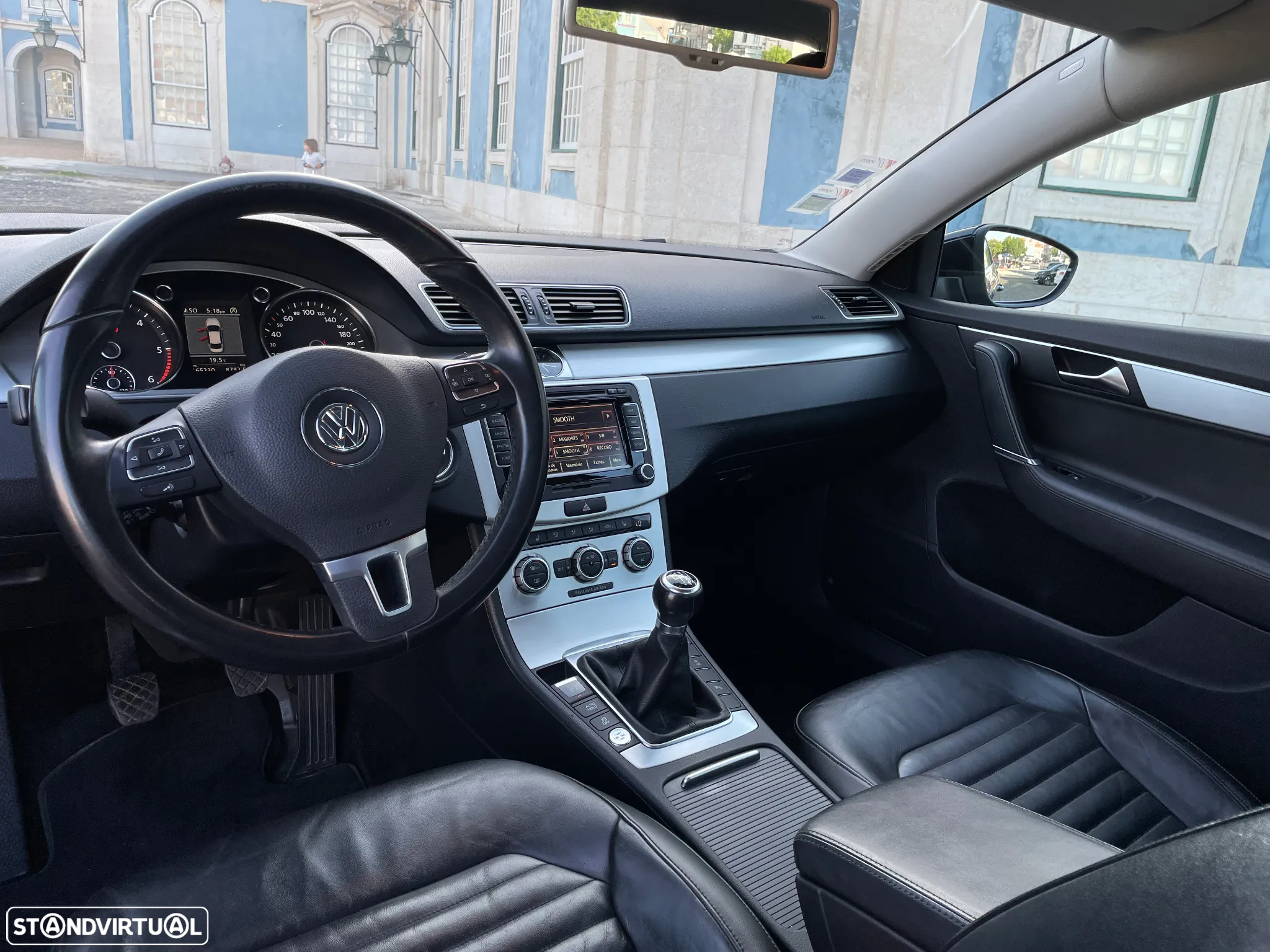 VW Passat 2.0 TDI Edition Confort. BlueMotion - 6