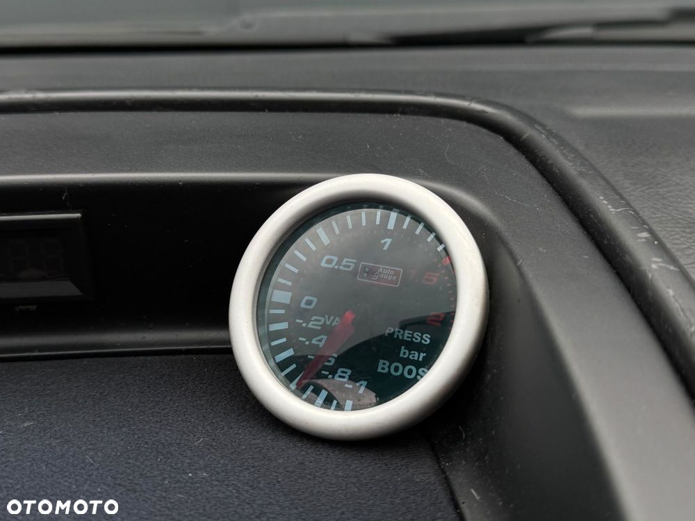 Lexus IS 200 - 22
