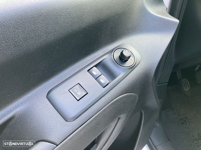 Opel Combo L2 1.5 Cdti IVA DEDUTIVEL - 29