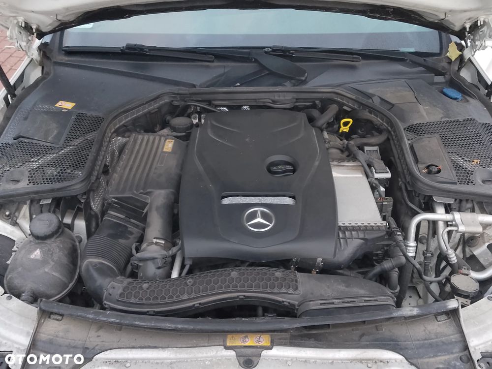 Mercedes-Benz Klasa C 200 4-Matic 7G-TRONIC - 31