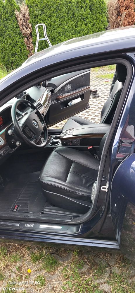 BMW Seria 7 730i - 31