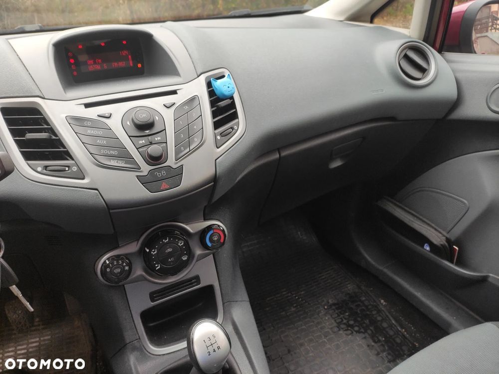 Ford Fiesta - 5