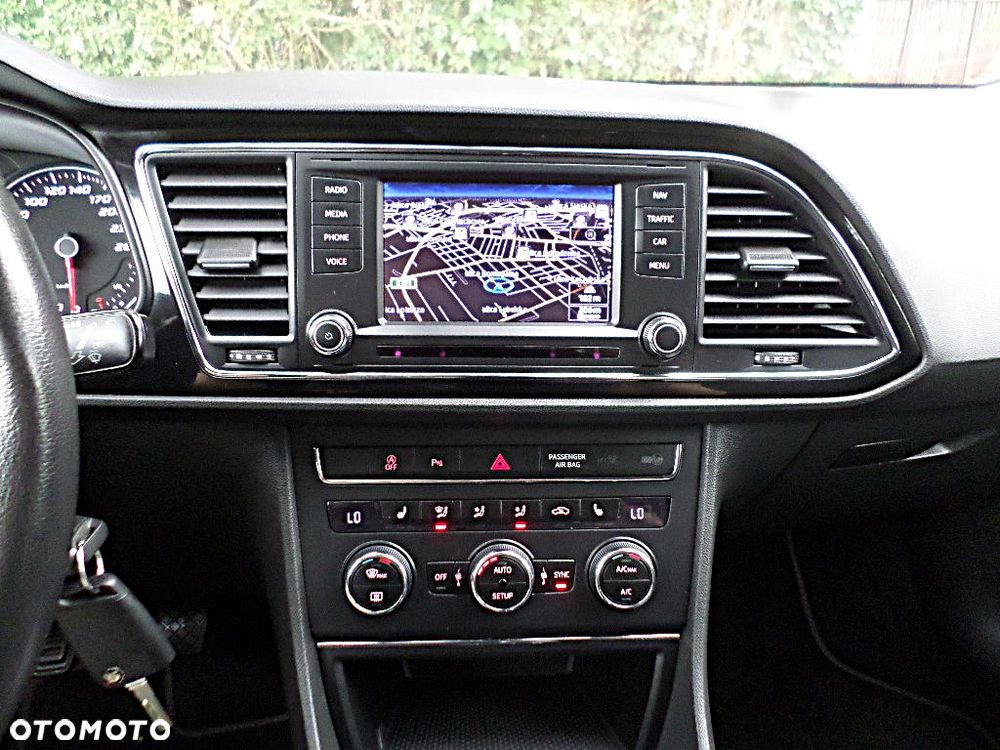 Seat Leon 2.0 TDI DPF Style - 22