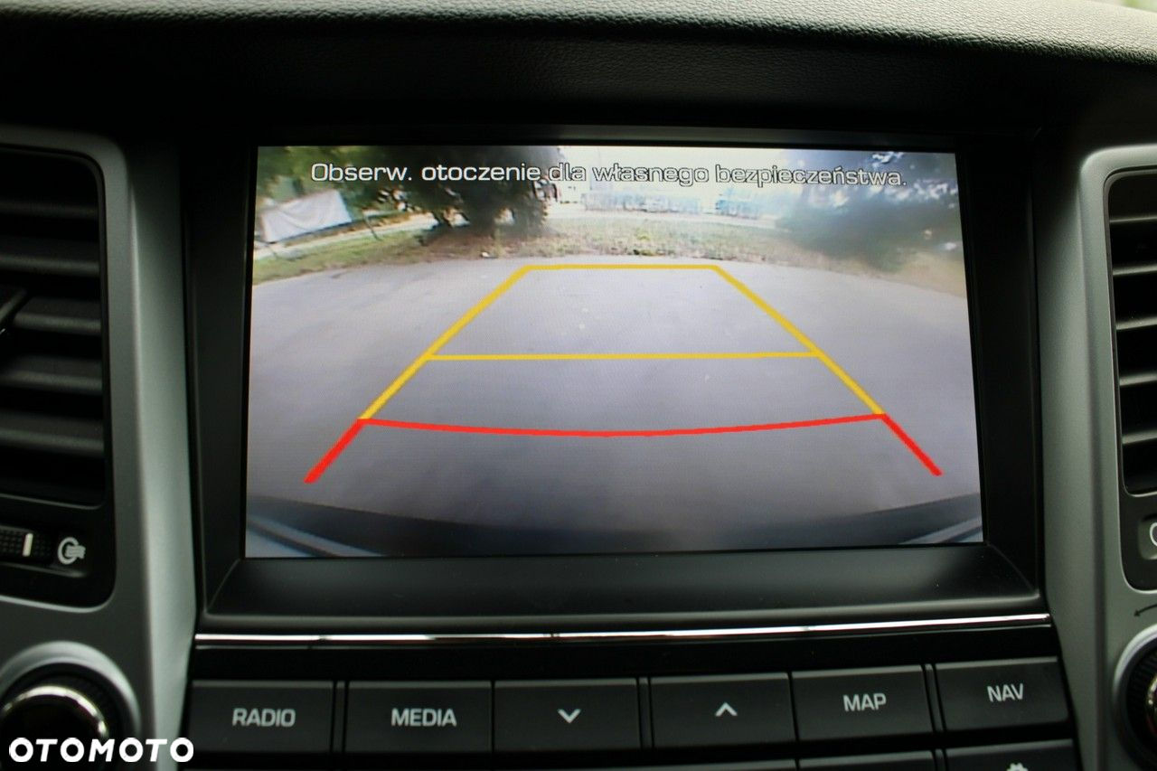 Hyundai Tucson 1.6 GDI BlueDrive Style 2WD - 24