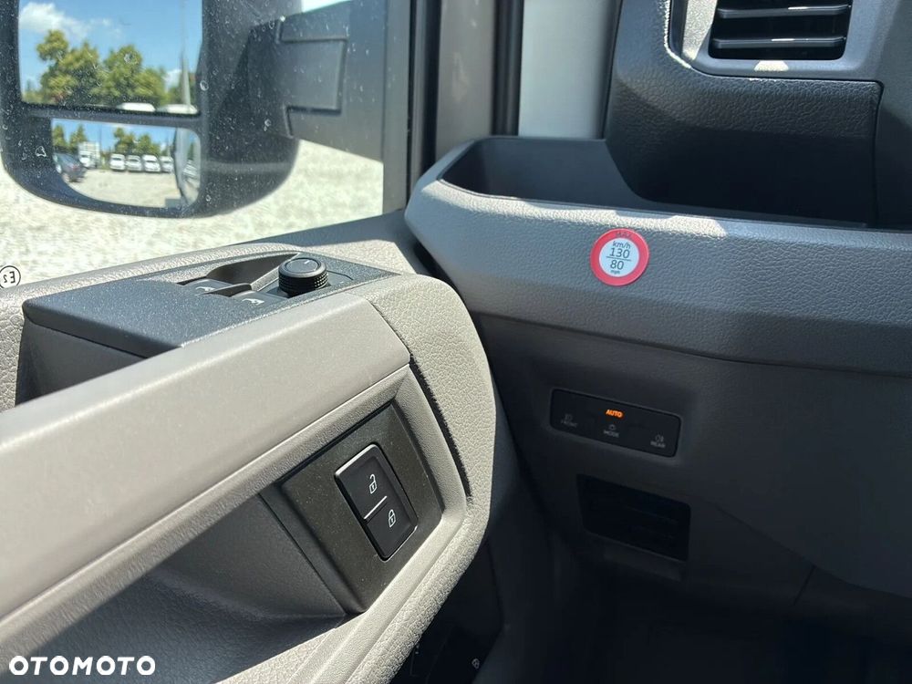 Volkswagen Crafter 50 Skrzynia+szafa narzędziowa, Podwójna Kab. na bliźniaku DMC=3.5t, 2.0BiTDI 163KM, 4490 mm - 28
