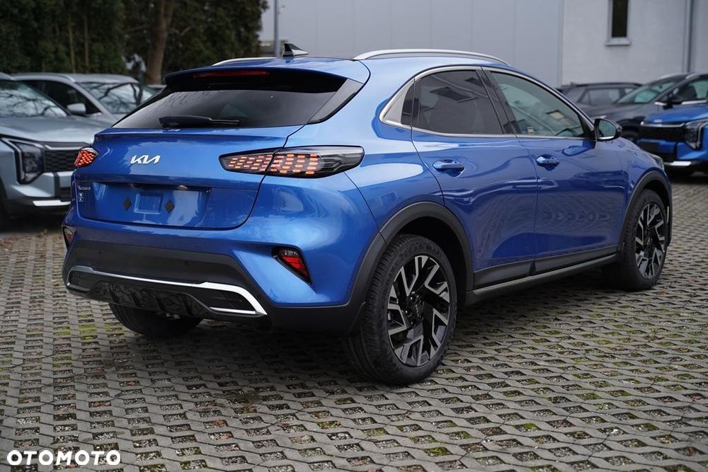 Kia XCeed 1.6 T-GDI Tribute DCT - 4