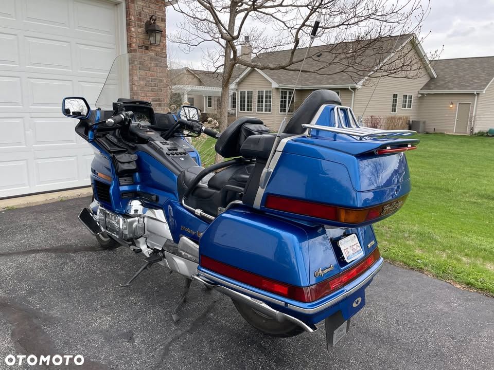 Honda GL - 33