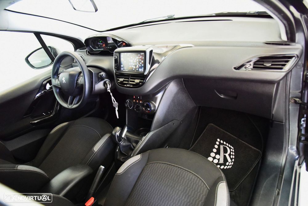 Peugeot 208 1.6 BlueHDi Active - 24