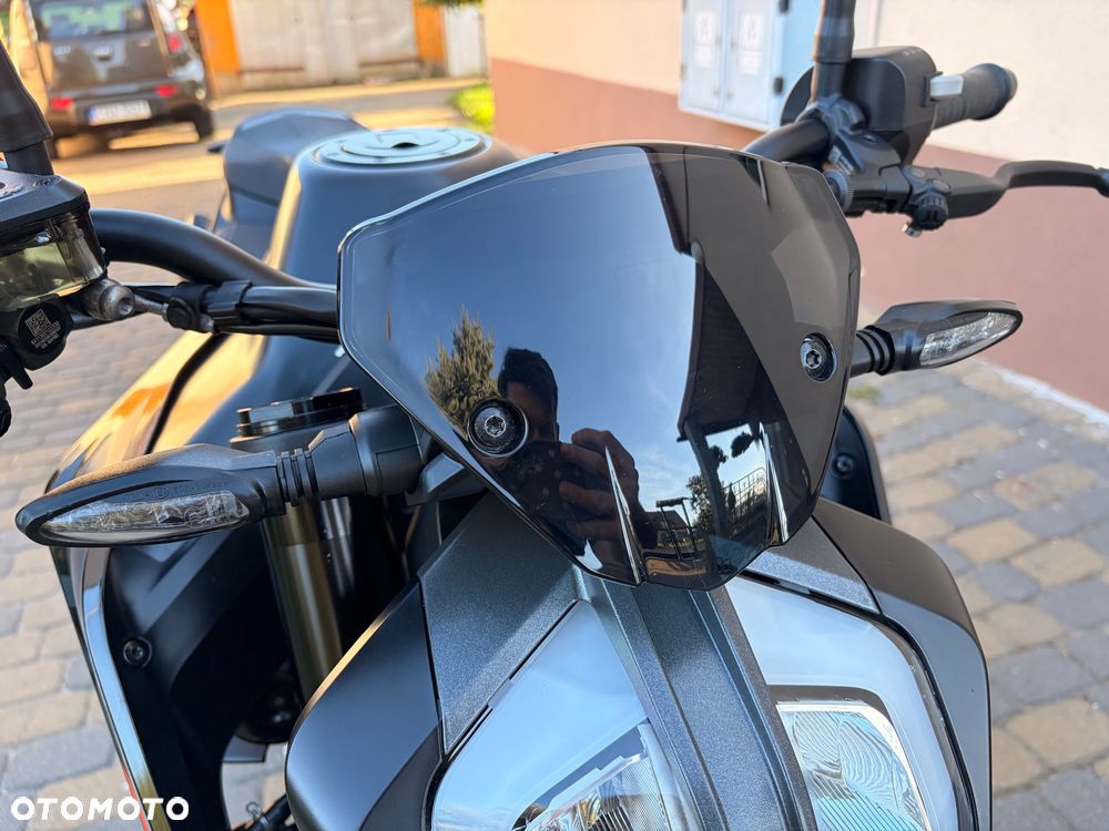 KTM DUKE 890 - 24