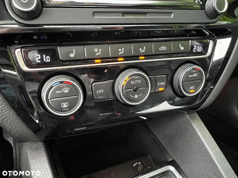 Volkswagen Jetta 2.0 TDI BlueMotion Technologie - 21