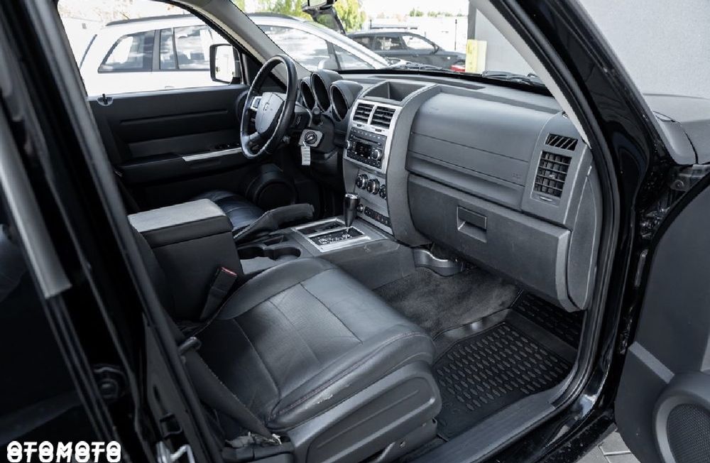 Dodge Nitro 4.0 Automatik R/T - 23