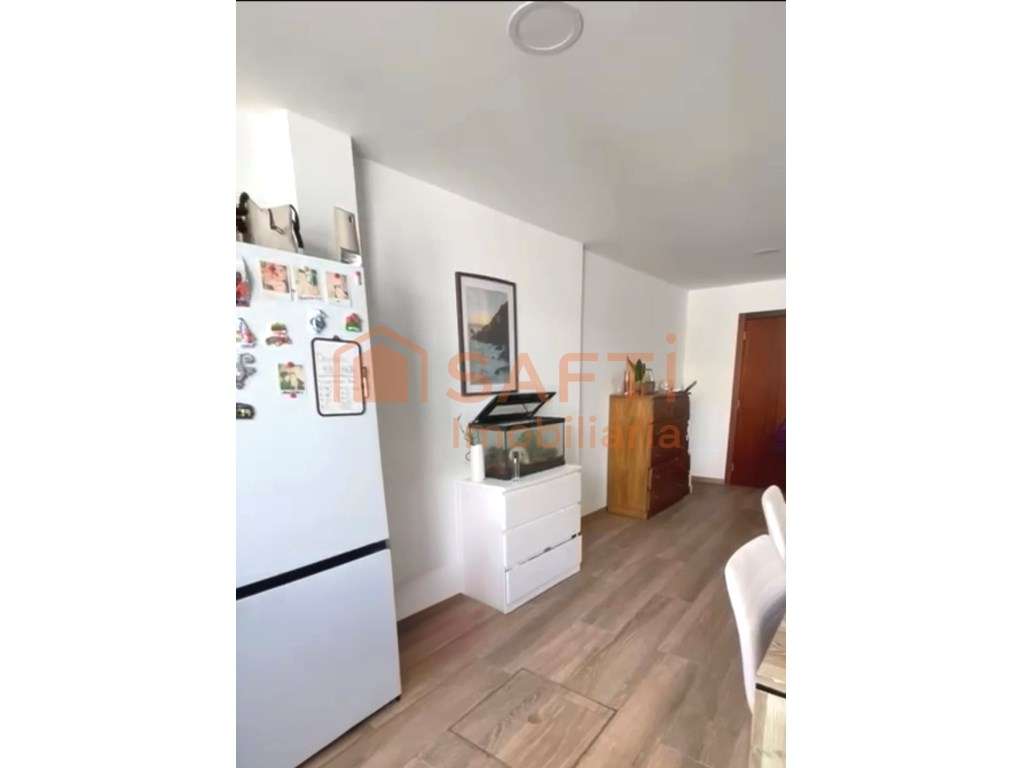 Andar de Moradia T2 com Logradouro no Rés do Chão - Almeirim - Grande imagem: 5/18