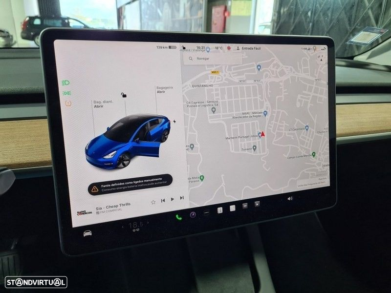 Tesla Model 3 - 8