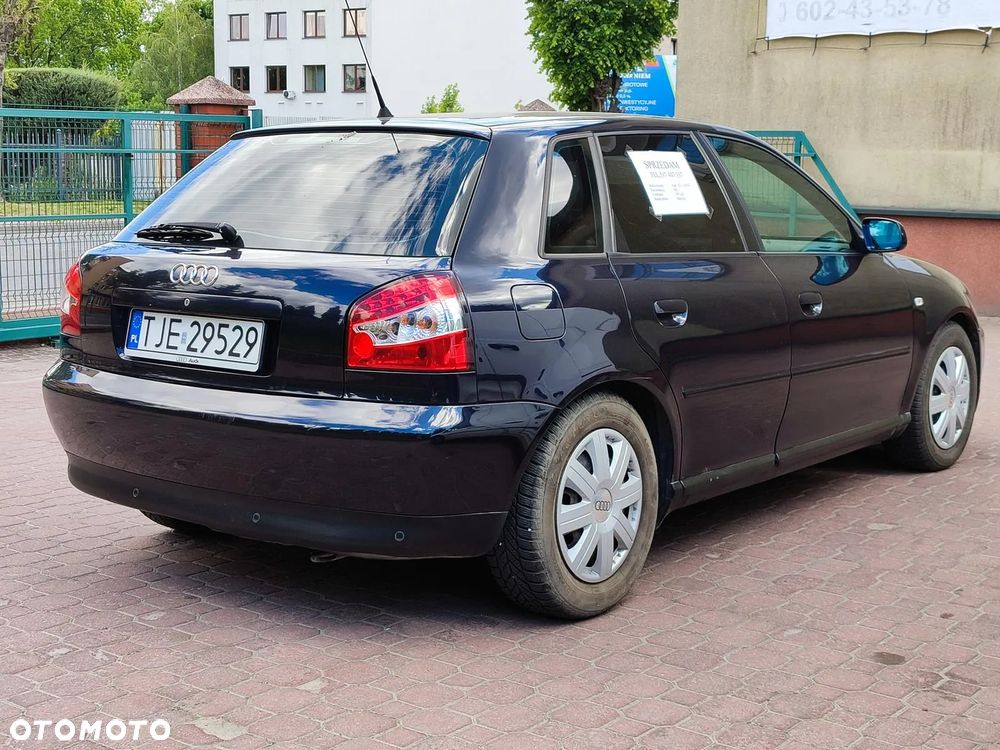 Audi A3 Sportback - 5