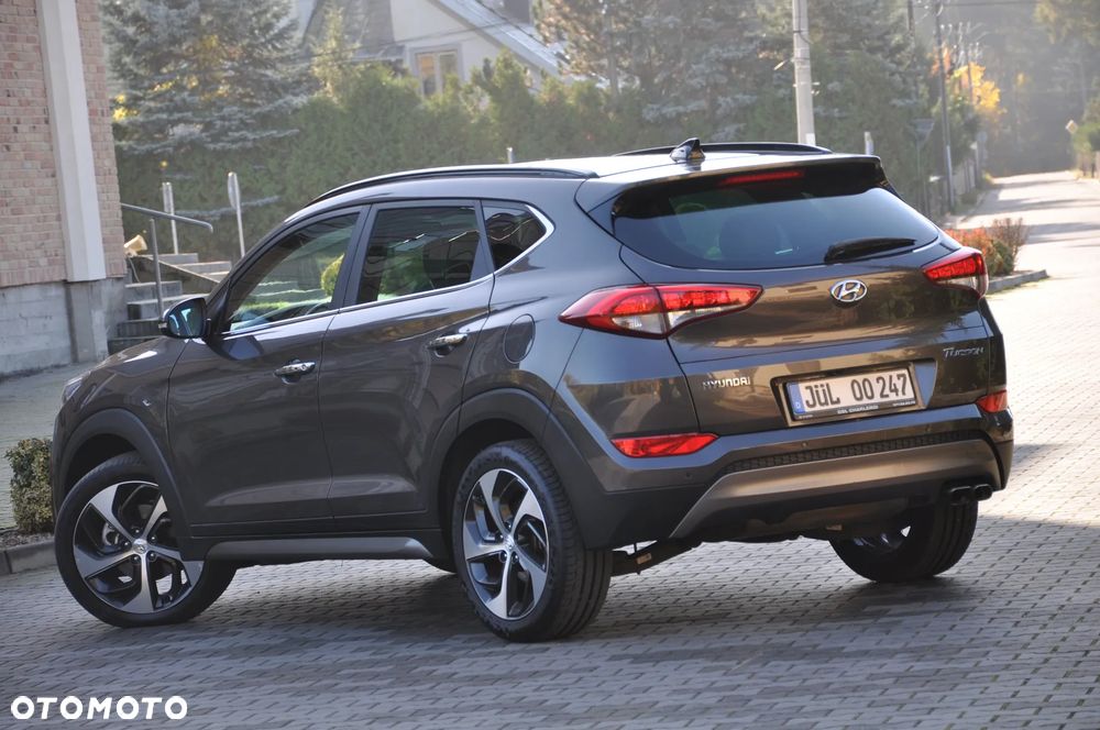 Hyundai Tucson 2.0 CRDI 2WD Style - 22