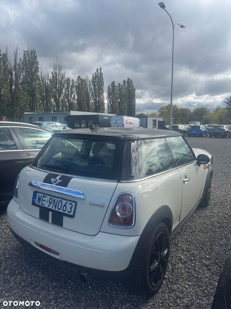 MINI Cooper Standard - 6