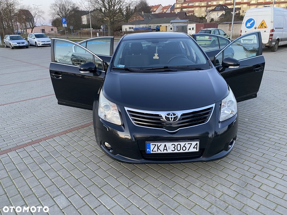 Toyota Avensis 2.0 D-4D Luna - 15