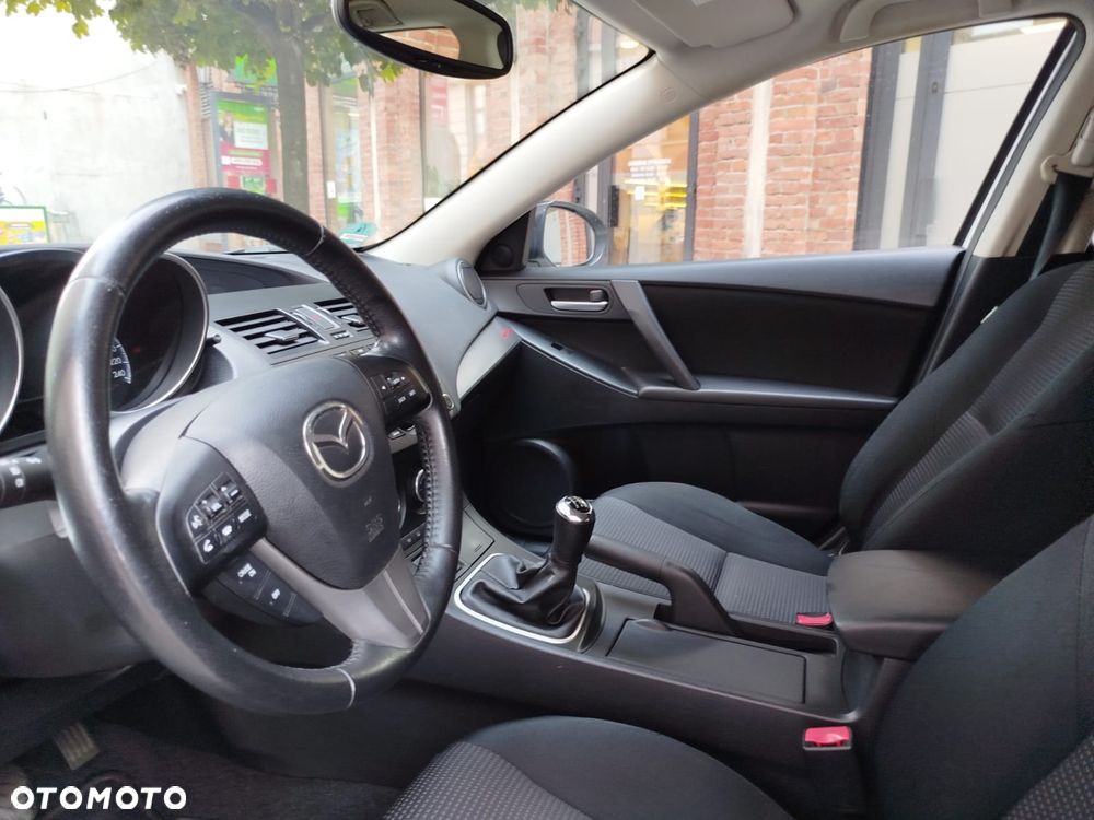 Mazda 3 1.6 Exclusive EU5 - 8