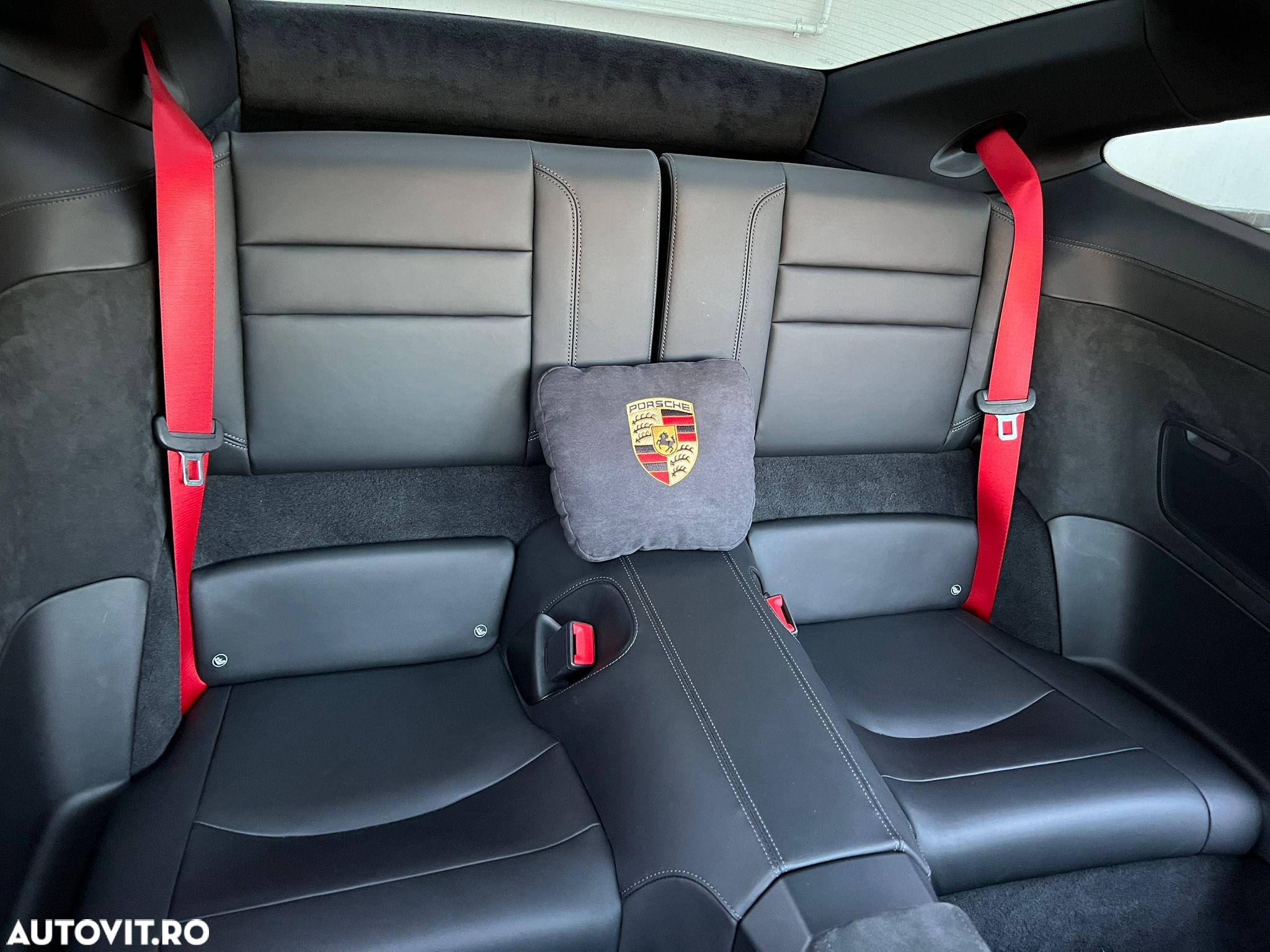 Porsche 911 Carrera 4S PDK - 9