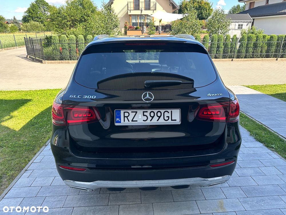 Mercedes-Benz GLC 300 4-Matic - 7