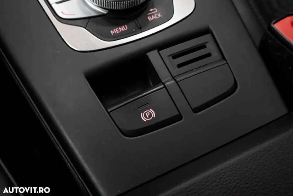 Audi A3 1.6 TDI Sportback (clean diesel) S tronic Ambition - 32