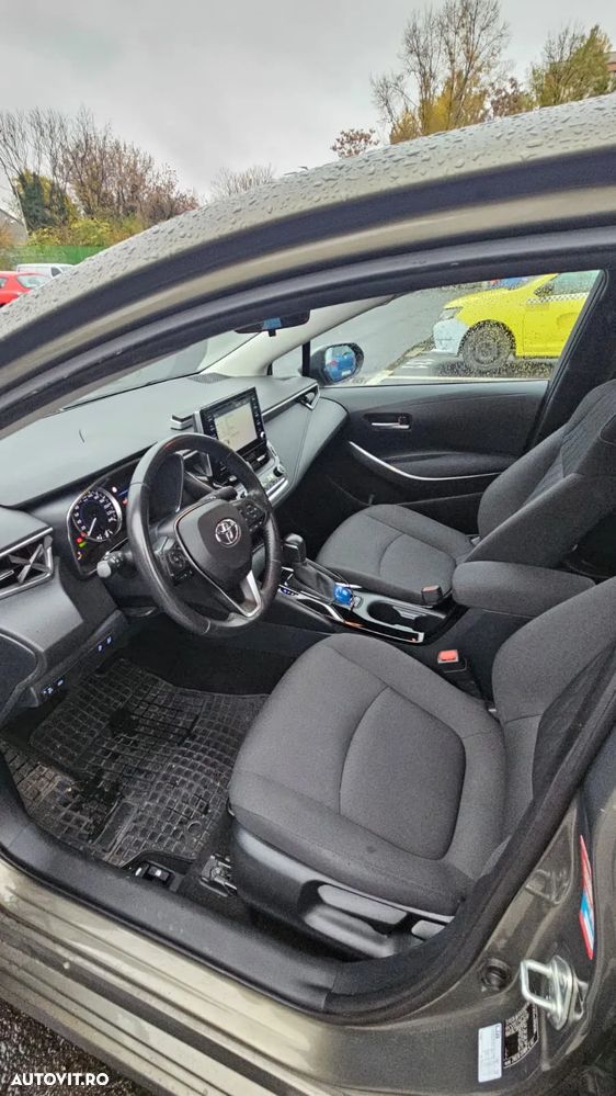 Toyota Corolla 1.8 Hybrid Comfort - 5