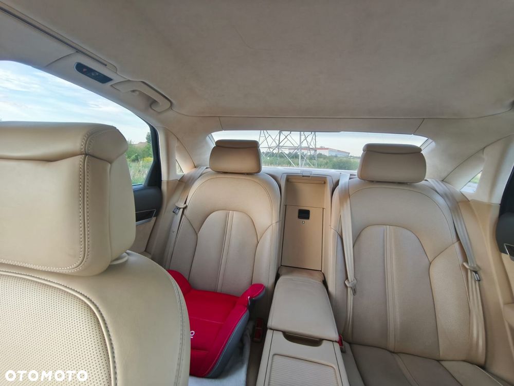 Audi A8 4.2 TDI Quattro - 24