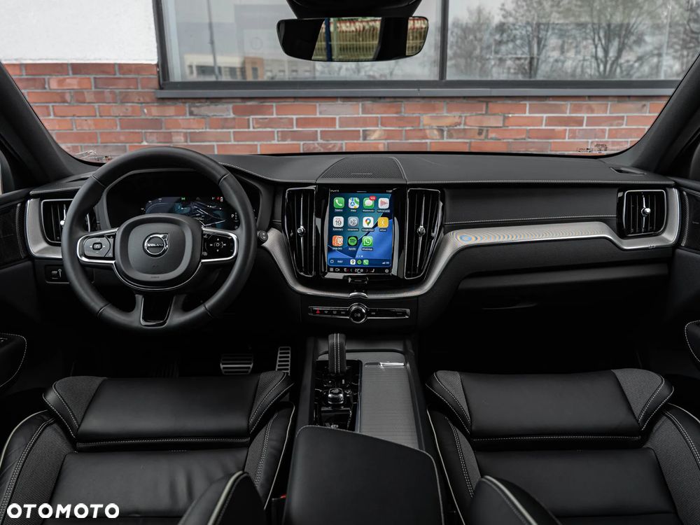 Volvo XC 60 B4 B Plus Dark - 6