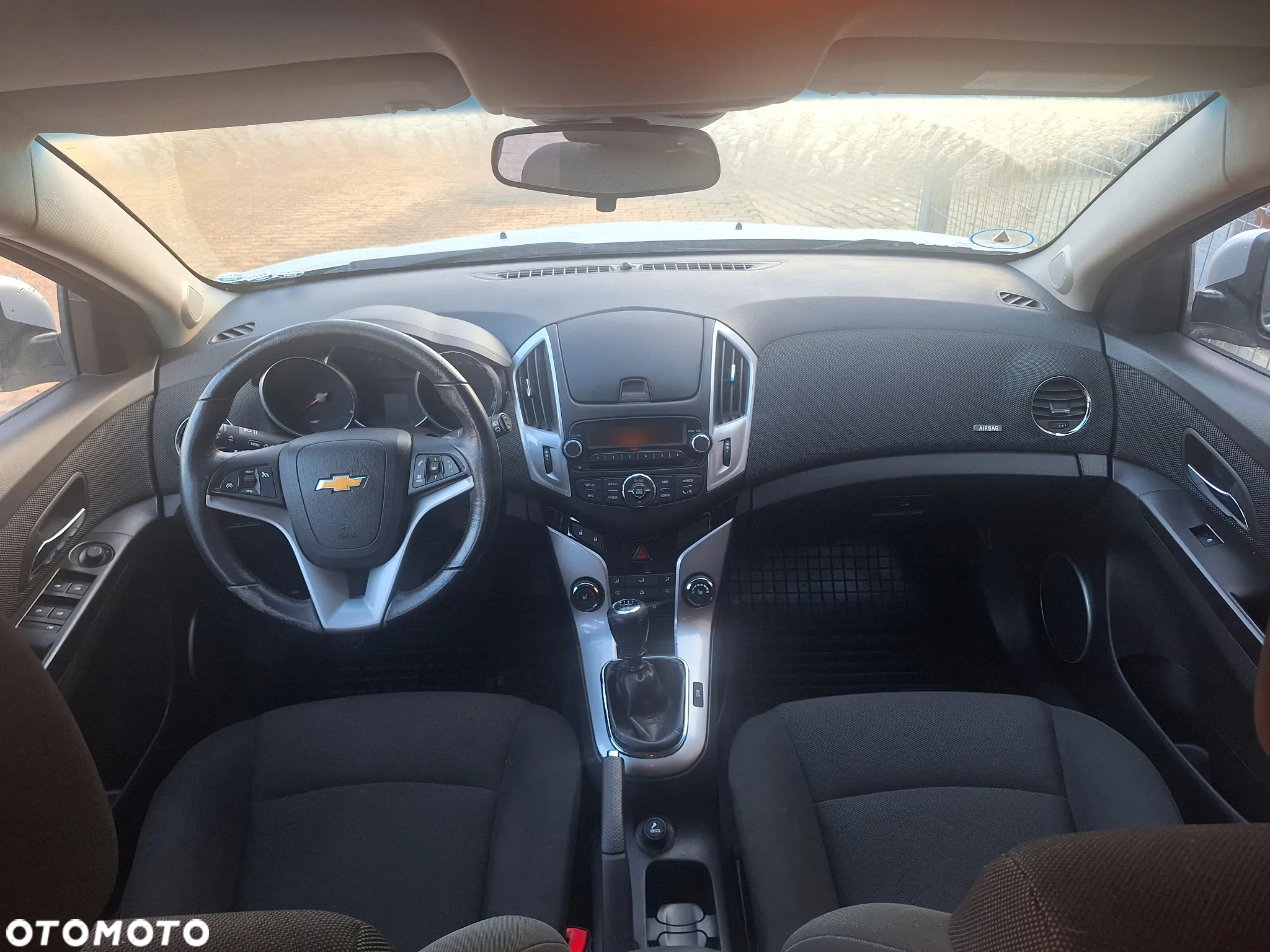 Chevrolet Cruze 1.8 LS+ - 9