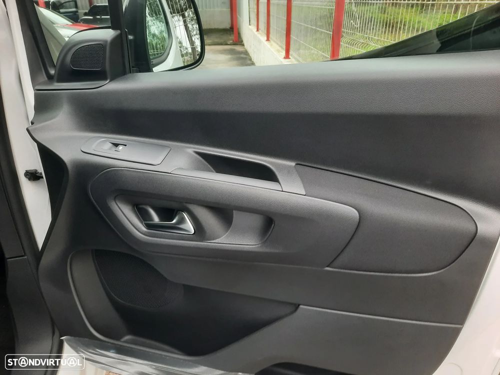 Citroën e-Berlingo 50 kWh M Shine Pack - 42