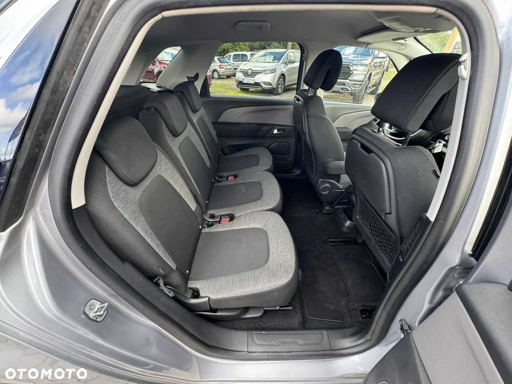 Citroën C4 SpaceTourer 1.2 PureTech Shine S&S EAT6 - 22