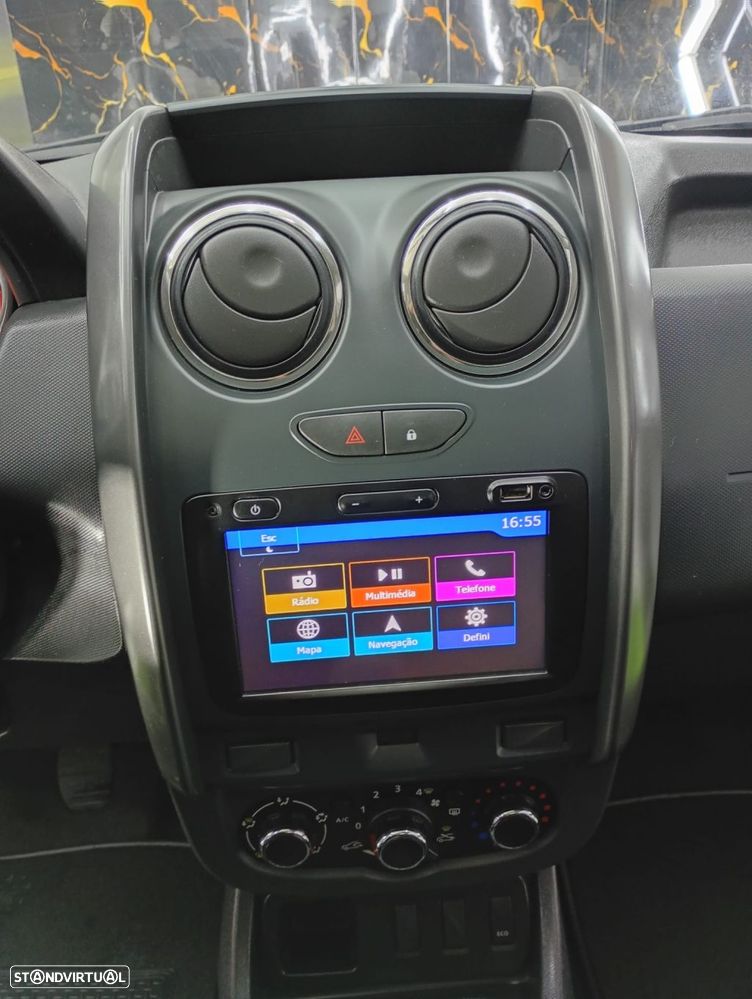 Dacia Duster 1.5 dCi SL Urban Explorer - 11